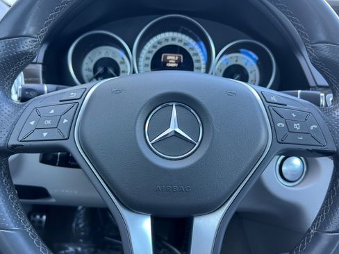 Used 2015 Mercedes-Benz E 350 4MATIC Sedan image 17