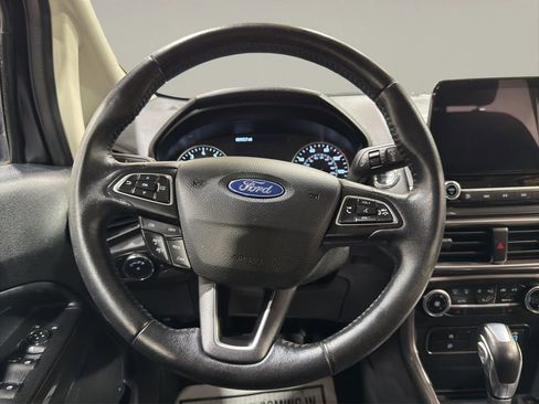 Used 2019 Ford EcoSport SE w/ SE Convenience Package image 10