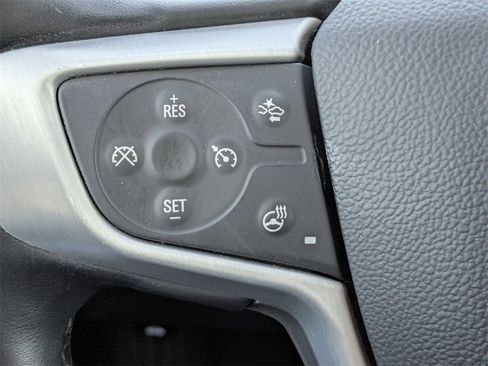 Used 2023 GMC Terrain SLT image 26