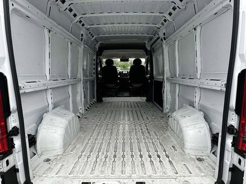 Used 2023 RAM ProMaster 2500 image 18