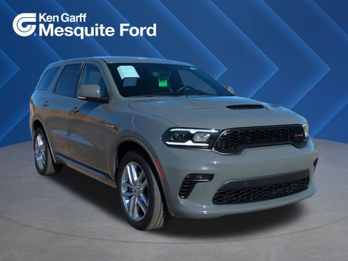 Used 2022 Dodge Durango R/T w/ Trailer Tow Group IV image 1