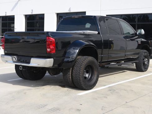 Used 2008 Dodge Ram 3500 Truck SXT image 8