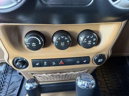 Used 2013 Jeep Wrangler Unlimited Sahara w/ Connectivity Group image 16