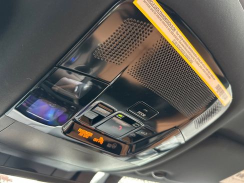 Certified 2024 Lexus RX 350 w/ Convenience Package image 21