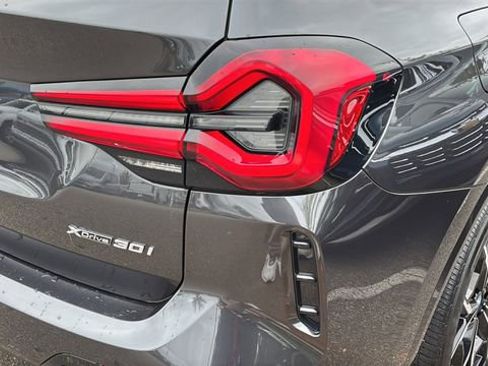 Used 2024 BMW X3 xDrive30i image 37