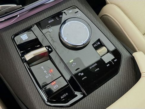 Used 2025 BMW X3 xDrive30i w/ Convenience Package image 14