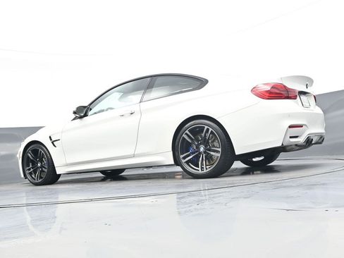 Used 2018 BMW M4 Coupe RWD image 32