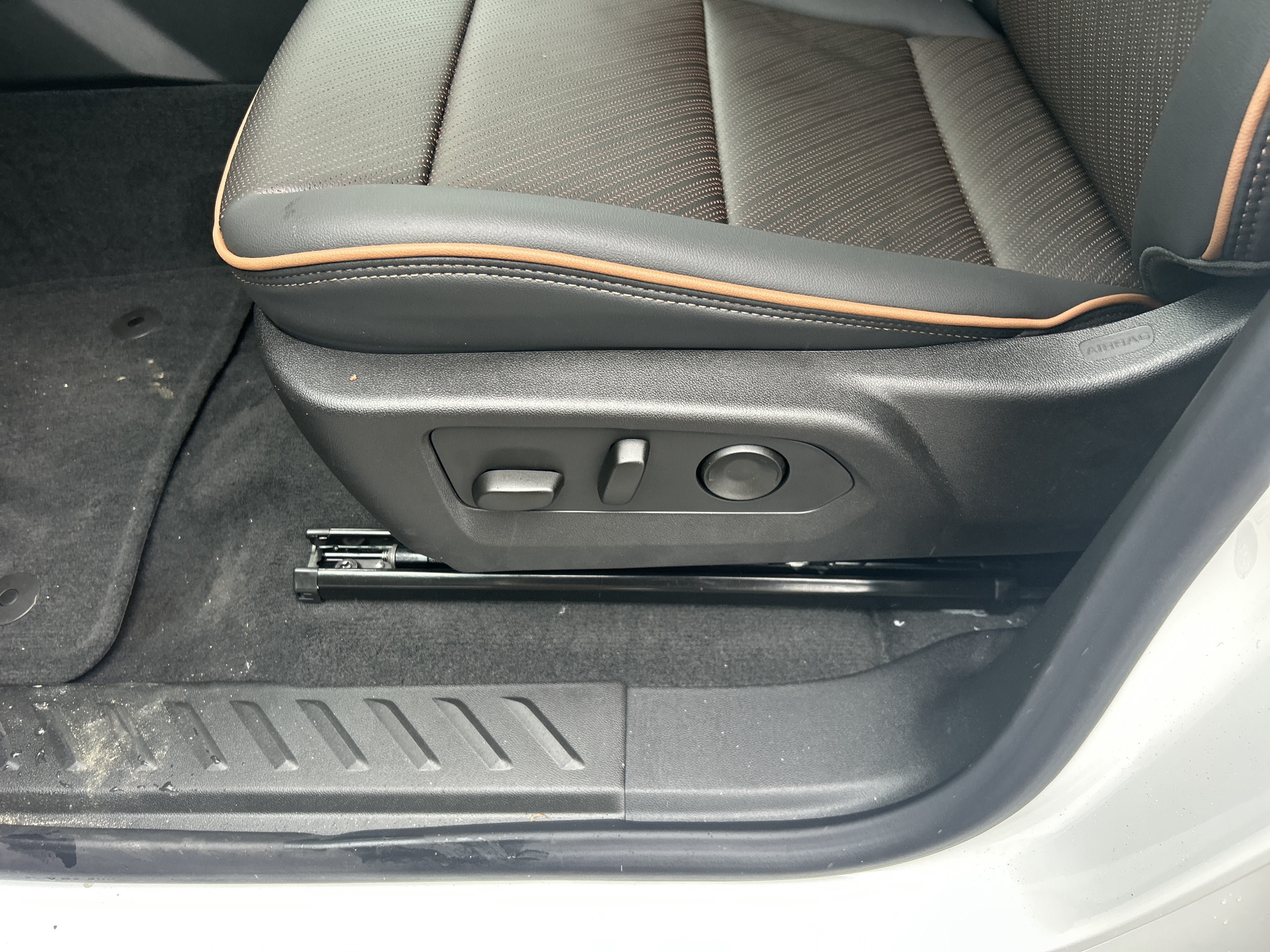 New 2026 GMC Canyon AT4 w/ Technology Plus Package AWD/4WD image 21
