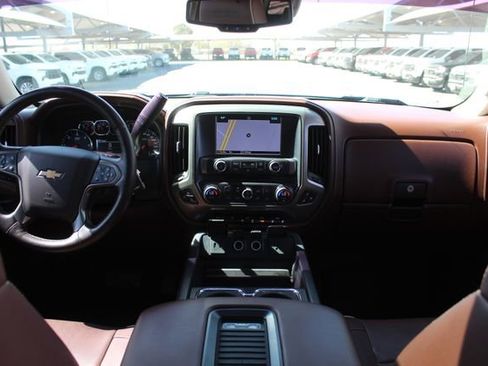 Used 2016 Chevrolet Silverado 1500 High Country image 22