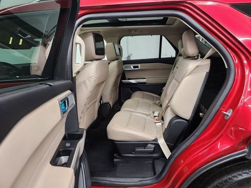 Used 2021 Ford Explorer Limited w/ Equipment Group 301A image 26