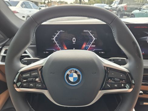 Used 2026 BMW i4 eDrive40 w/ Driving Assistance Package RWD image 27