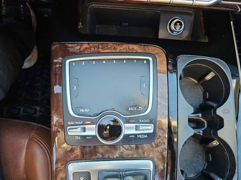 Used 2018 Audi Q7 3.0T Prestige w/ Prestige Package image 38