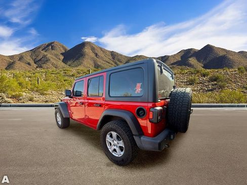 Used 2020 Jeep Wrangler Unlimited Sport S AWD/4WD image 3