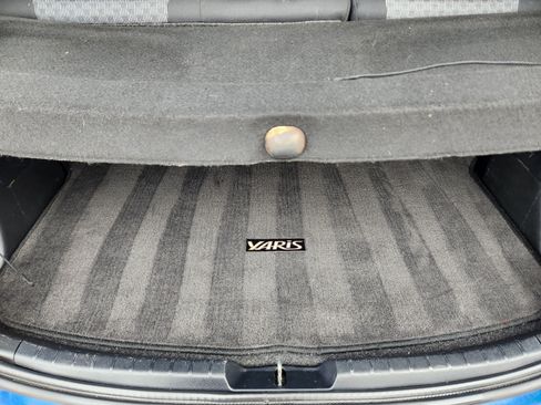 Used 2016 Toyota Yaris L image 41