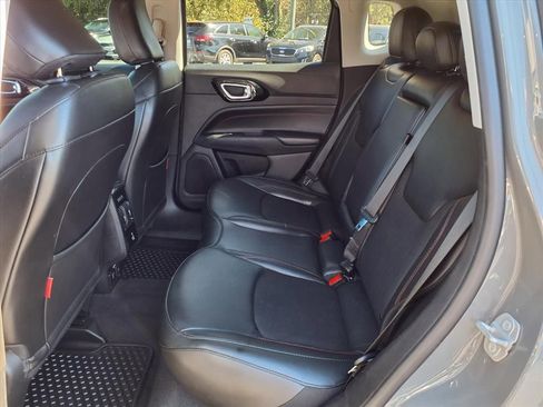 Used 2022 Jeep Compass Trailhawk w/ Trailhawk Convenience Group image 10