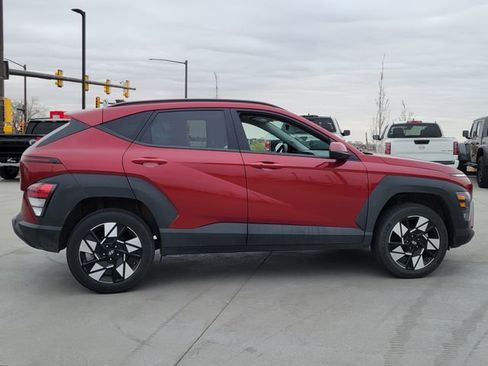 Used 2025 Hyundai Kona SEL image 6