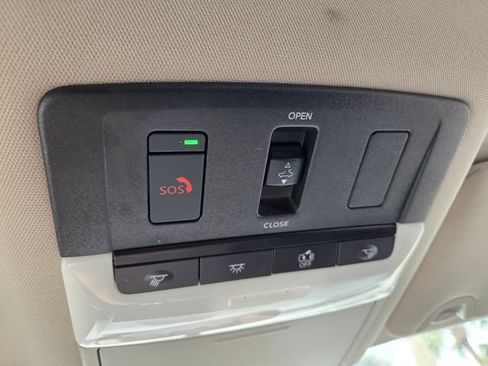 Used 2023 Nissan Altima 2.5 SR w/ SR Premium Package FWD image 33