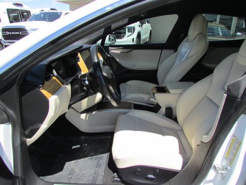 Used 2020 Tesla Model S Long Range Plus AWD/4WD image 15
