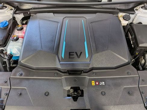 Used 2023 Hyundai Ioniq 5 SEL RWD image 23