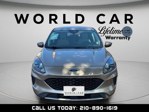 Used 2021 Ford Escape SE FWD image 17