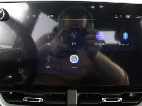 New 2026 Chevrolet Equinox LT image 5