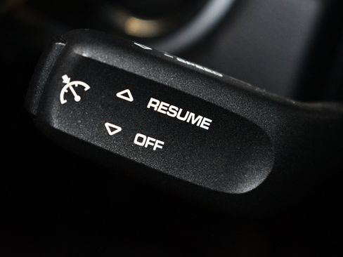 Used 2013 Porsche 911 Carrera RWD image 29