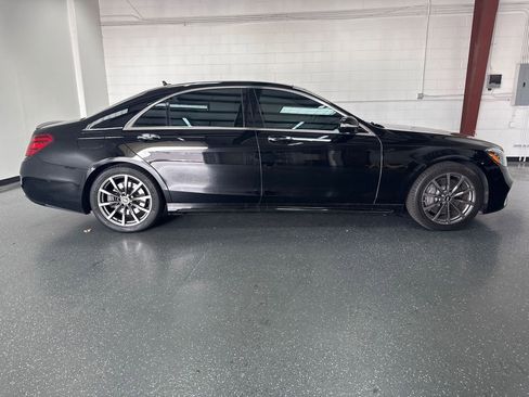 Used 2019 Mercedes-Benz S 560 S 560 4MATIC image 3