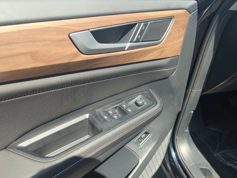 New 2026 Volkswagen Atlas SE image 13