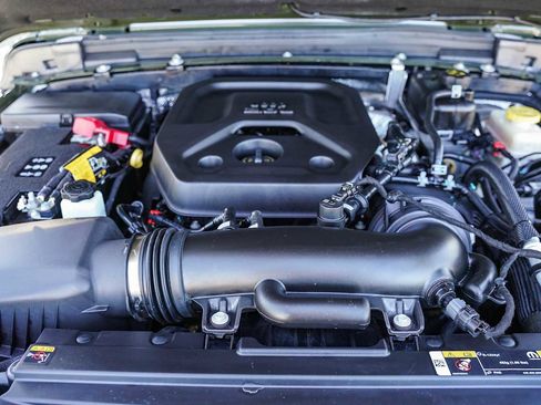 Used 2024 Jeep Wrangler Sport S image 27