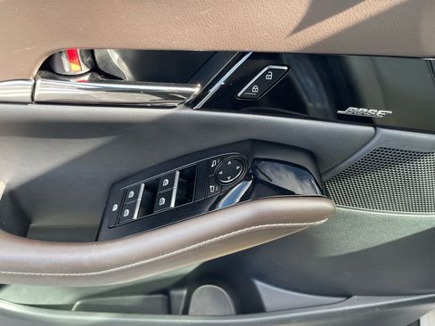 Used 2022 MAZDA CX-30 AWD 2.5 S w/ Premium Package image 17