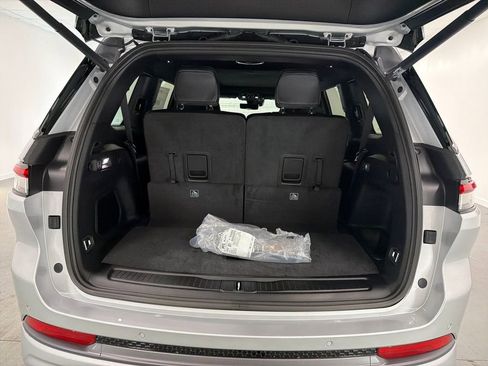 New 2026 Jeep Grand Cherokee L Limited AWD/4WD image 8