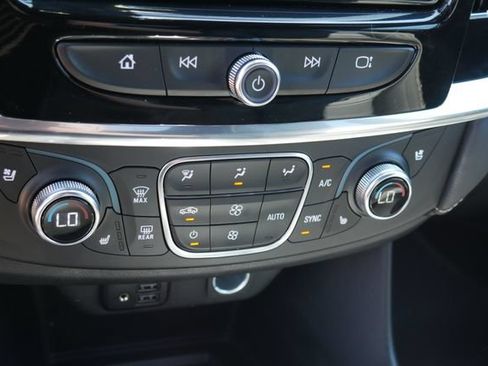 Used 2023 Chevrolet Traverse Premier w/ Redline Edition AWD/4WD image 23