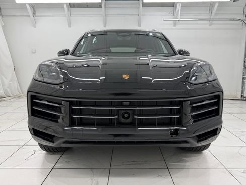 New 2026 Porsche Cayenne image 9