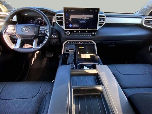 Used 2023 Toyota Tundra Limited AWD/4WD image 16