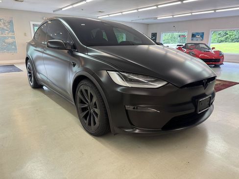 Used 2022 Tesla Model X AWD/4WD image 3