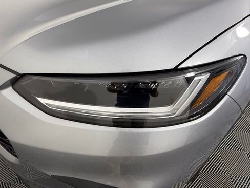 Used 2024 Honda HR-V LX image 11