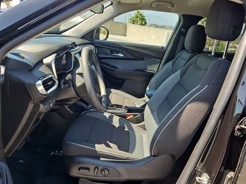 Used 2021 Chevrolet TrailBlazer LT w/ Convenience Package FWD image 18