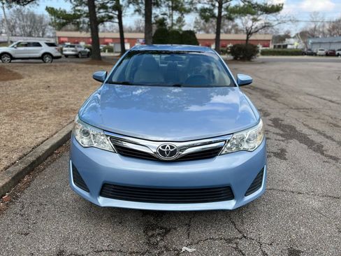 Used 2012 Toyota Camry LE image 8
