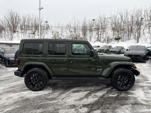 Used 2022 Jeep Wrangler Unlimited Sahara w/ Safety Group image 12