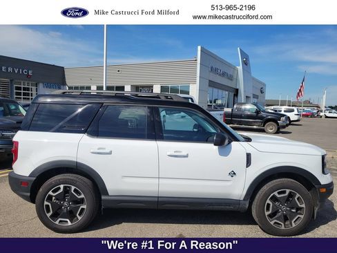 Certified 2024 Ford Bronco Sport Outer Banks w/ Tech Package AWD/4WD image 4