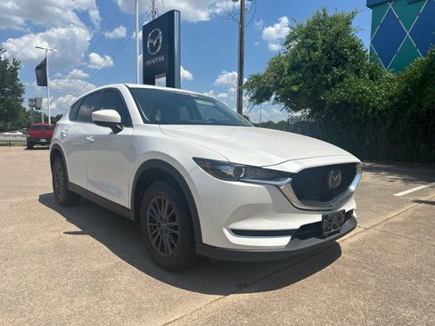 Used 2020 MAZDA CX-5 Touring FWD image 2