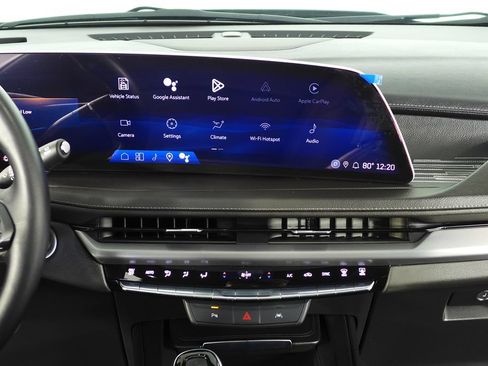 Used 2025 Cadillac XT4 Premium Luxury FWD image 26
