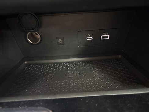 Used 2023 Nissan Pathfinder SL image 38