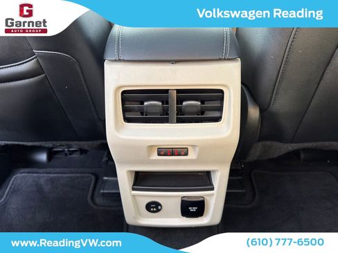 Used 2021 Ford Edge Titanium w/ Equipment Group 301A image 34