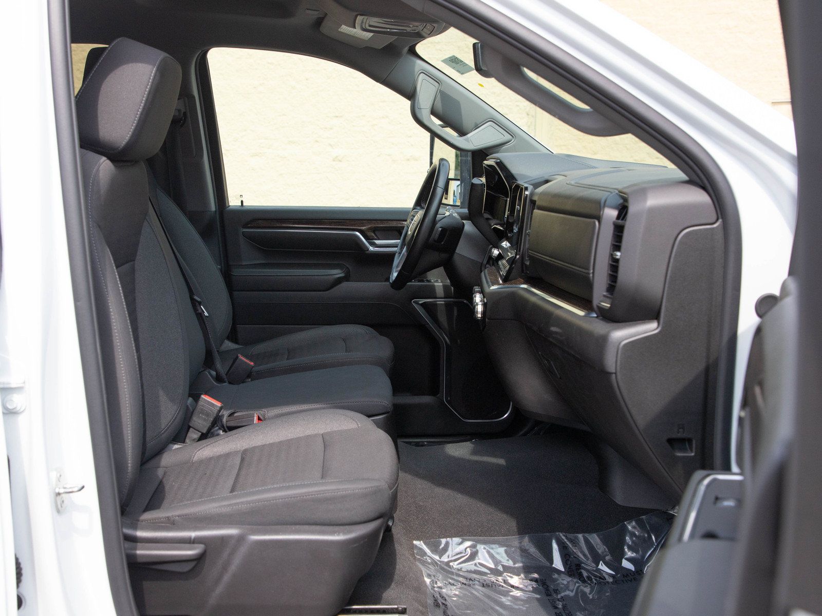 Used 2024 GMC Sierra 2500 SLE AWD/4WD image 11