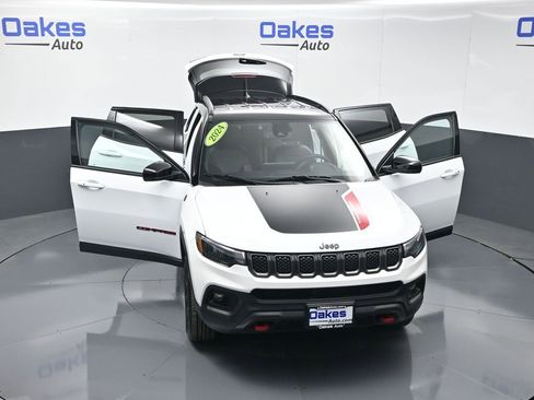 Used 2024 Jeep Compass Trailhawk image 56