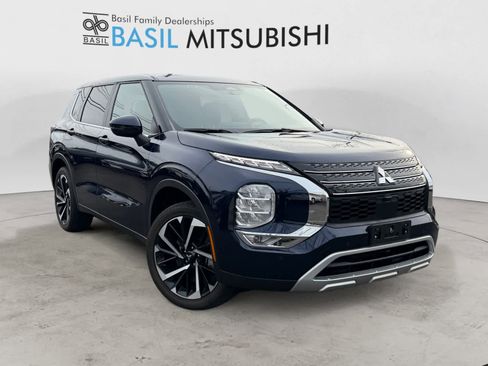 Used 2024 Mitsubishi Outlander SE image 7