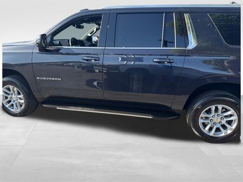 Certified 2026 Chevrolet Suburban LT w/ Comfort Package RWD image 2
