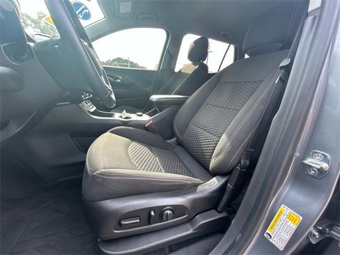 Used 2021 GMC Terrain SLE w/ Driver Convenience Package image 19