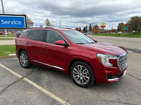 Certified 2022 GMC Terrain Denali w/ Denali Premium Package image 7